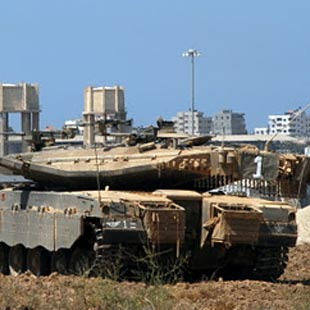 اسرائیل ترسید، مانور نظامی انجام داد